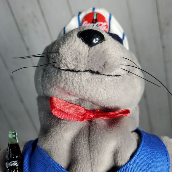 COCA-COLA 1998 Bean Bag Plush SEAL in Delivery Outfit Cap COKE vintage Rare - Picture 3 of 12